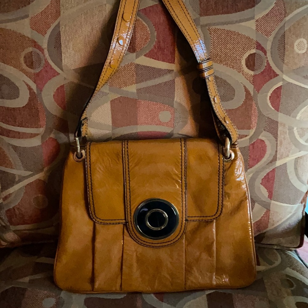 Badgley Mischka brown shoulder bag. ~13”w x 11”